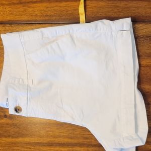 Old Navy White Chino shorts sz 6